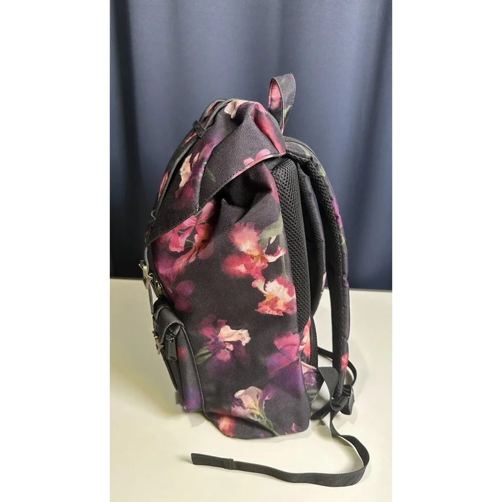 Herschel Supply Company little america